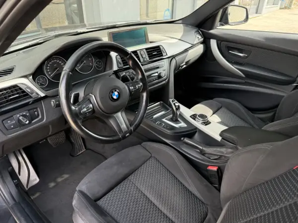 BMW 320 d Auto Pack M 6