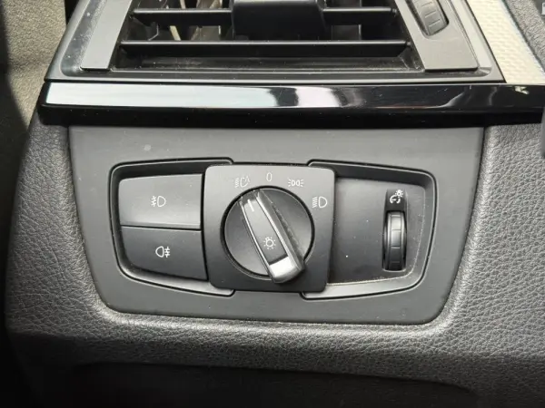 BMW 320 d Auto Pack M 19