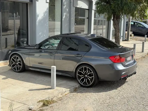 BMW 320 d Auto Pack M 28