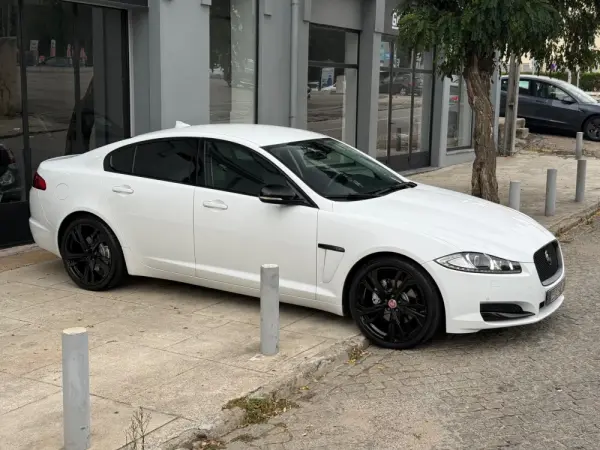 Jaguar XF 2.2 22