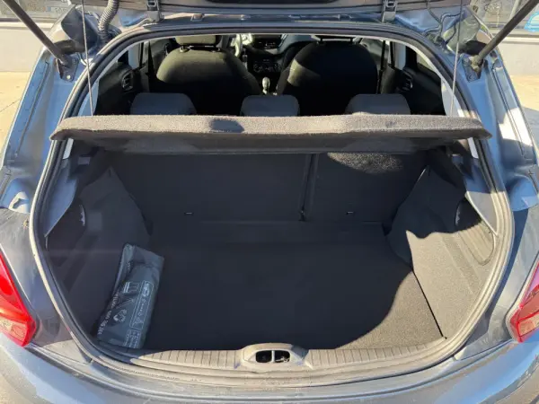 Peugeot 208 1.2 PureTech Style 18