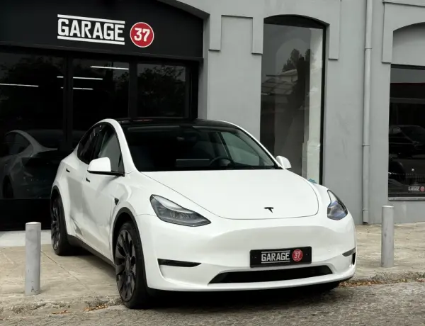 Tesla Model Y Long Range Dual Motor AWD 1