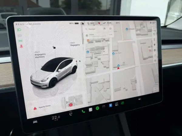 Tesla Model Y Long Range Dual Motor AWD 11