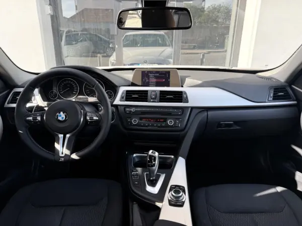BMW 318 d Auto Pack M 7