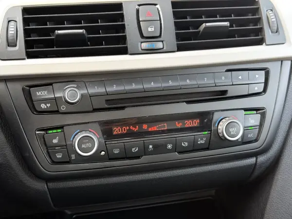 BMW 318 d Auto Pack M 14