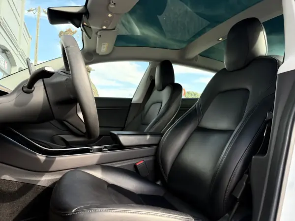 Tesla Model 3 Standard RWD Plus 6