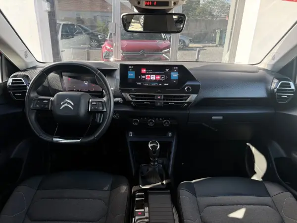 Citroen C4 1.2 PureTech Shine 7