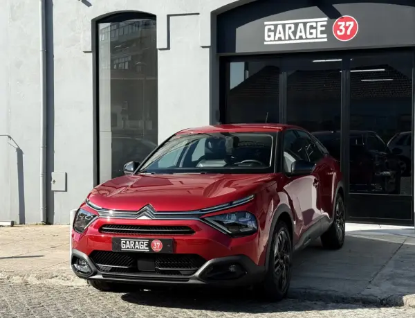 Citroen C4 1.2 PureTech Shine 23
