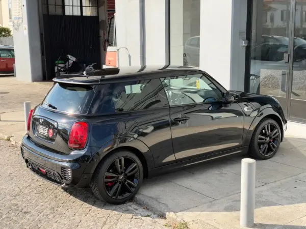 MINI 3 Portas Cooper D 2