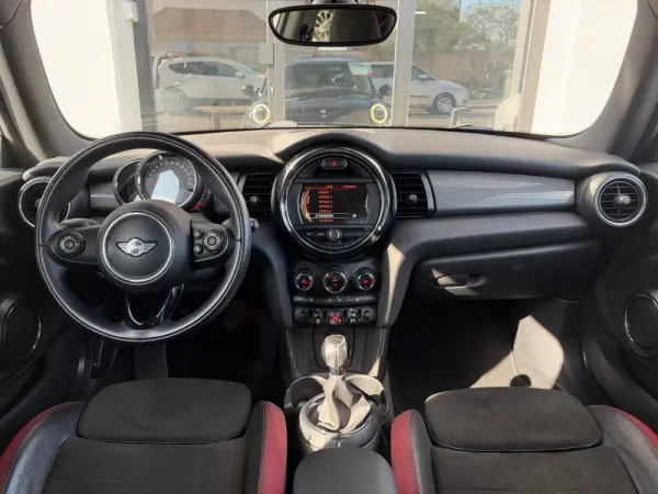 MINI 3 Portas Cooper D 7