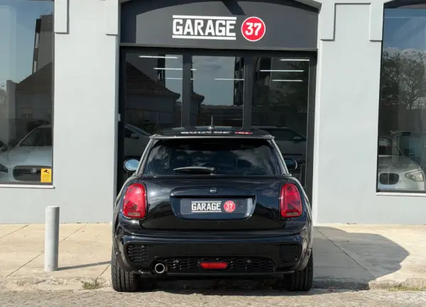 MINI 3 Portas Cooper D 26