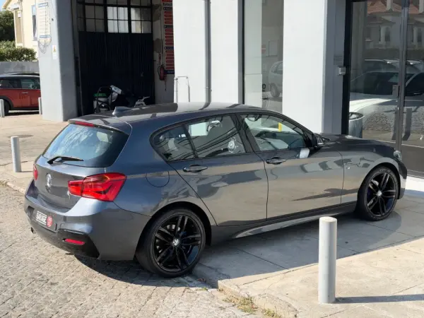 BMW 116 d Pack M Auto 2