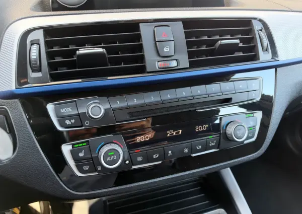 BMW 116 d Pack M Auto 14
