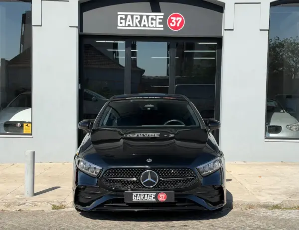 Mercedes-Benz A 180 7G-DCT AMG Line 12