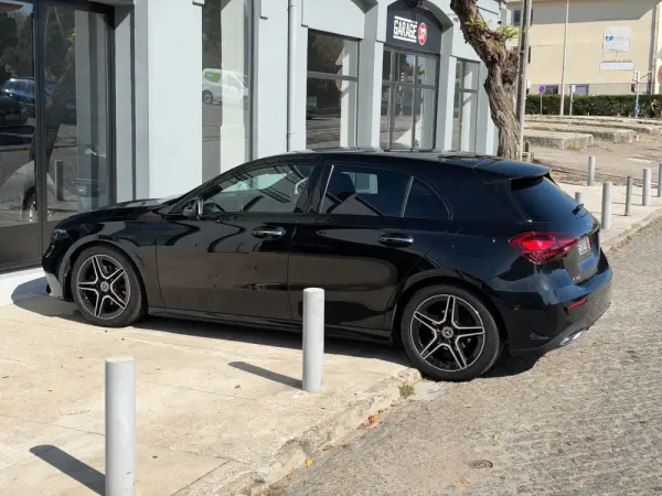 Mercedes-Benz A 180 7G-DCT AMG Line 28