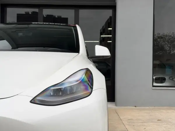 Tesla Model Y Long Range Dual Motor AWD 3