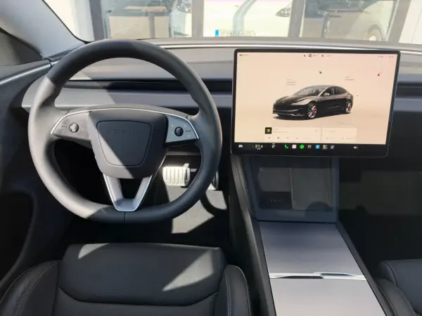 Tesla Model 3 AWD Dual Motor Performance 14