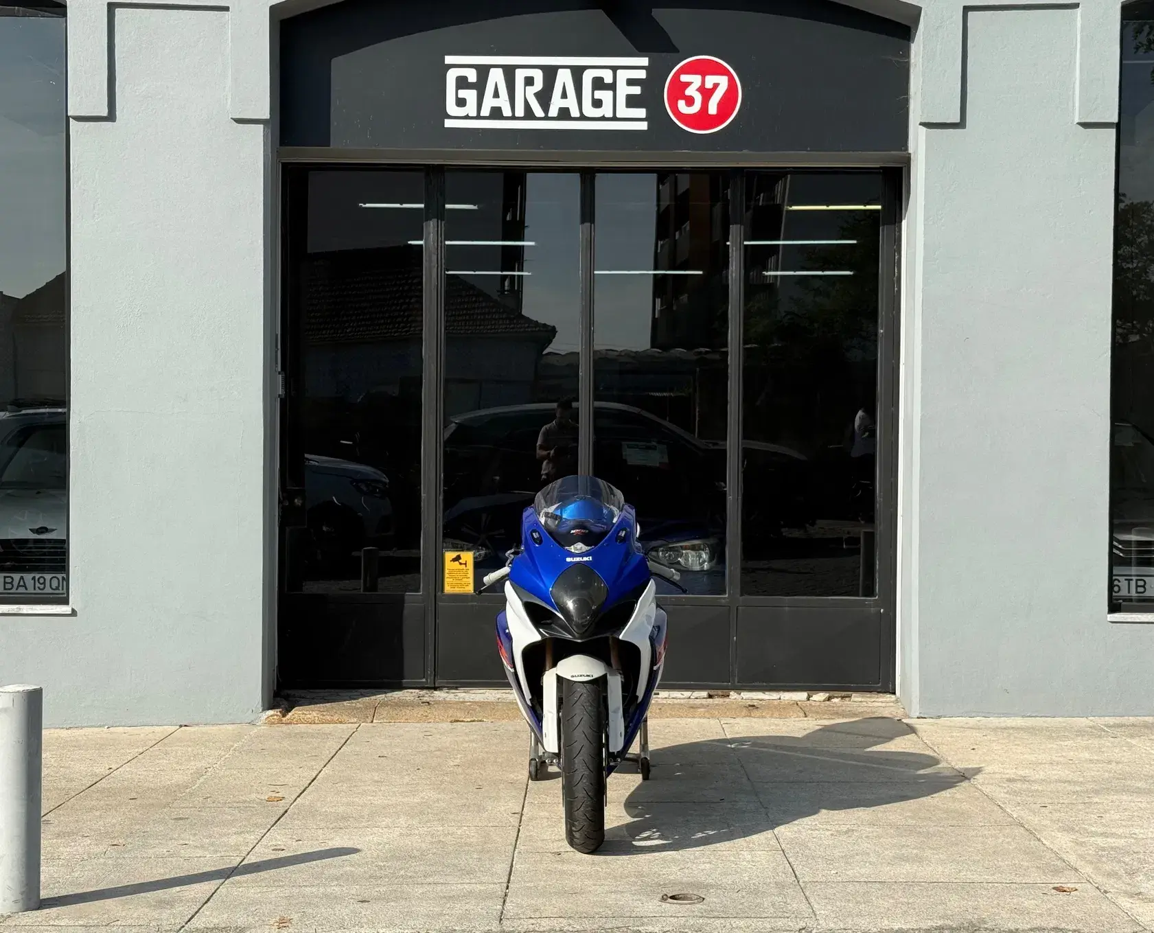 Suzuki GSX-R Outro 3