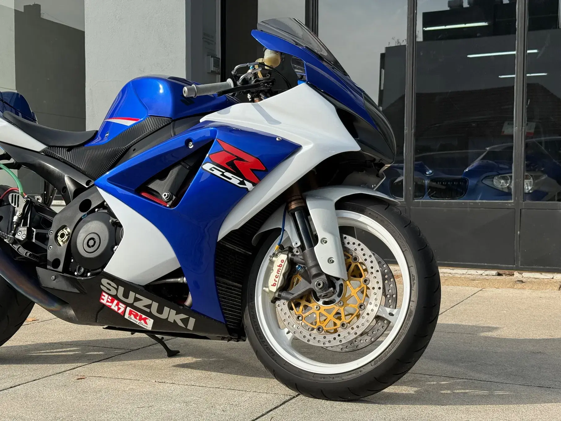 Suzuki GSX-R Outro 18