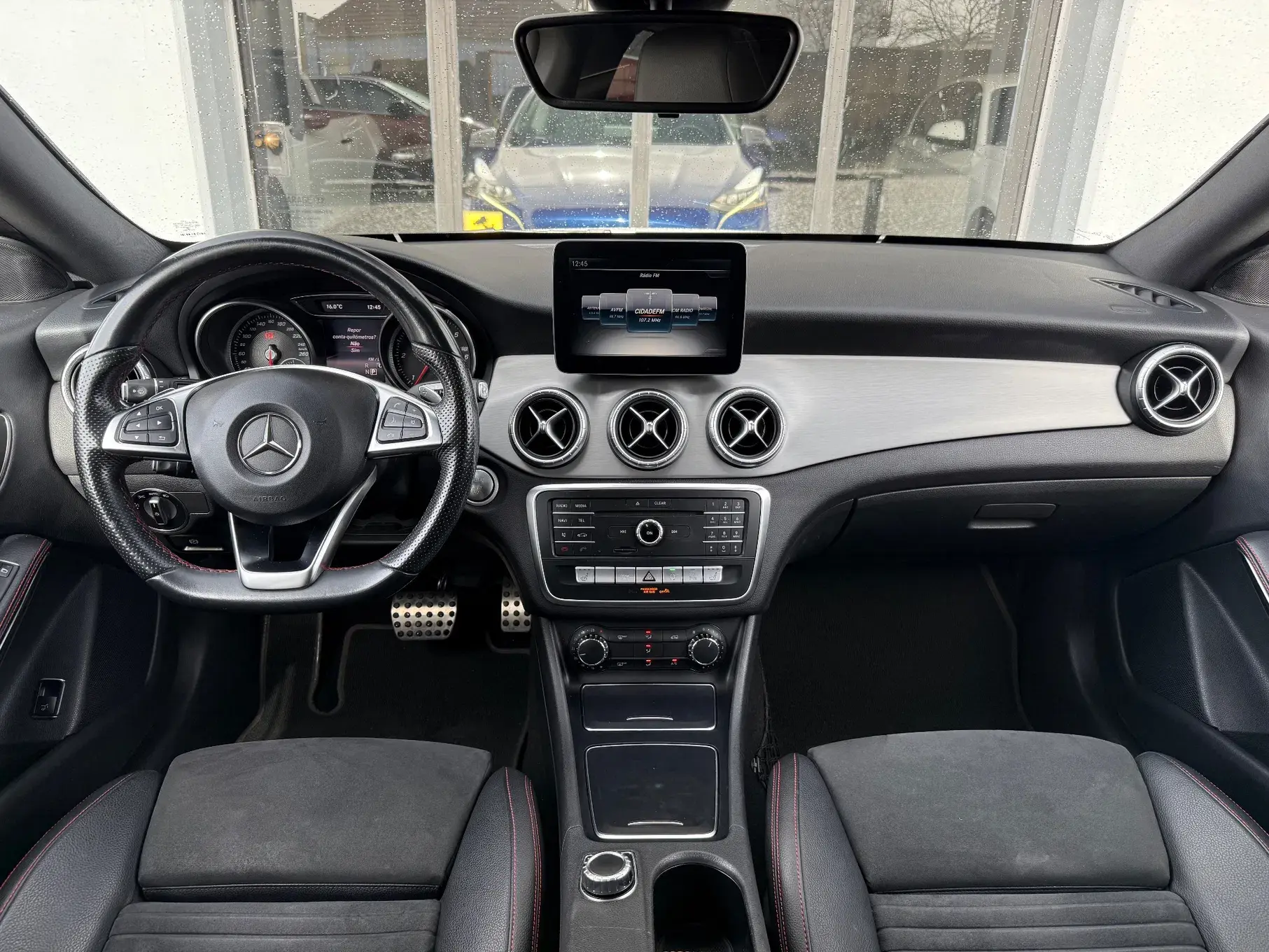 Mercedes-Benz CLA 220 d Shooting Brake AMG Line Aut. 15