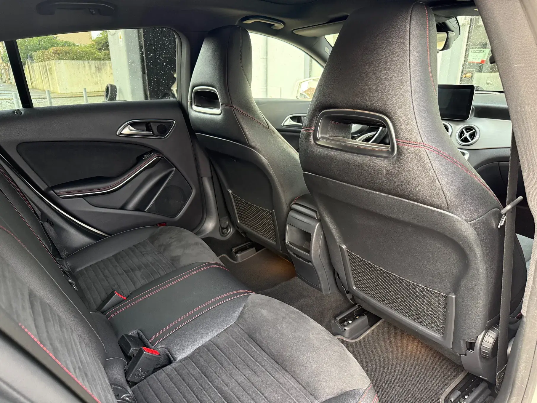 Mercedes-Benz CLA 220 d Shooting Brake AMG Line Aut. 16