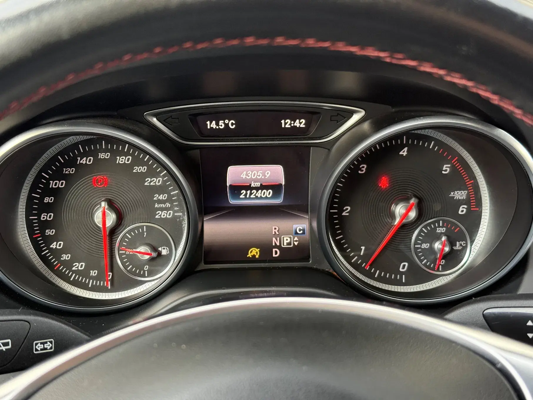 Mercedes-Benz CLA 220 d Shooting Brake AMG Line Aut. 19