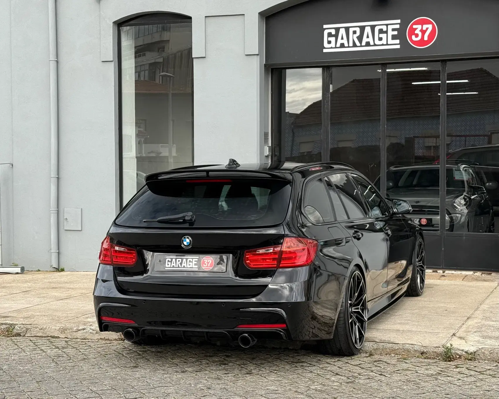 BMW 320 d Touring Aut. Efficient Dynamics Edition 8