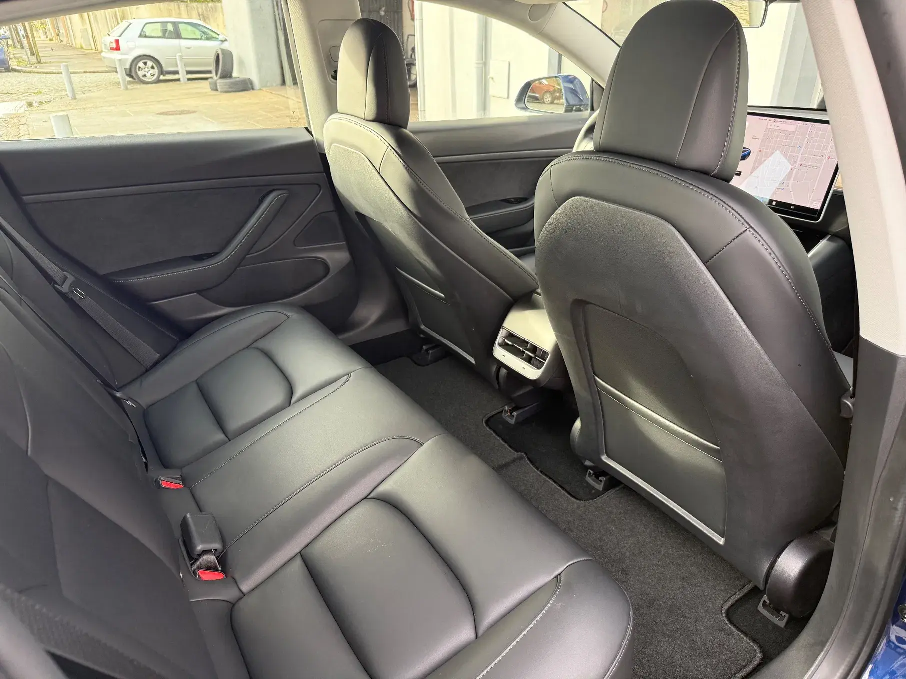 Tesla Model 3 Standard Range Plus RWD 16