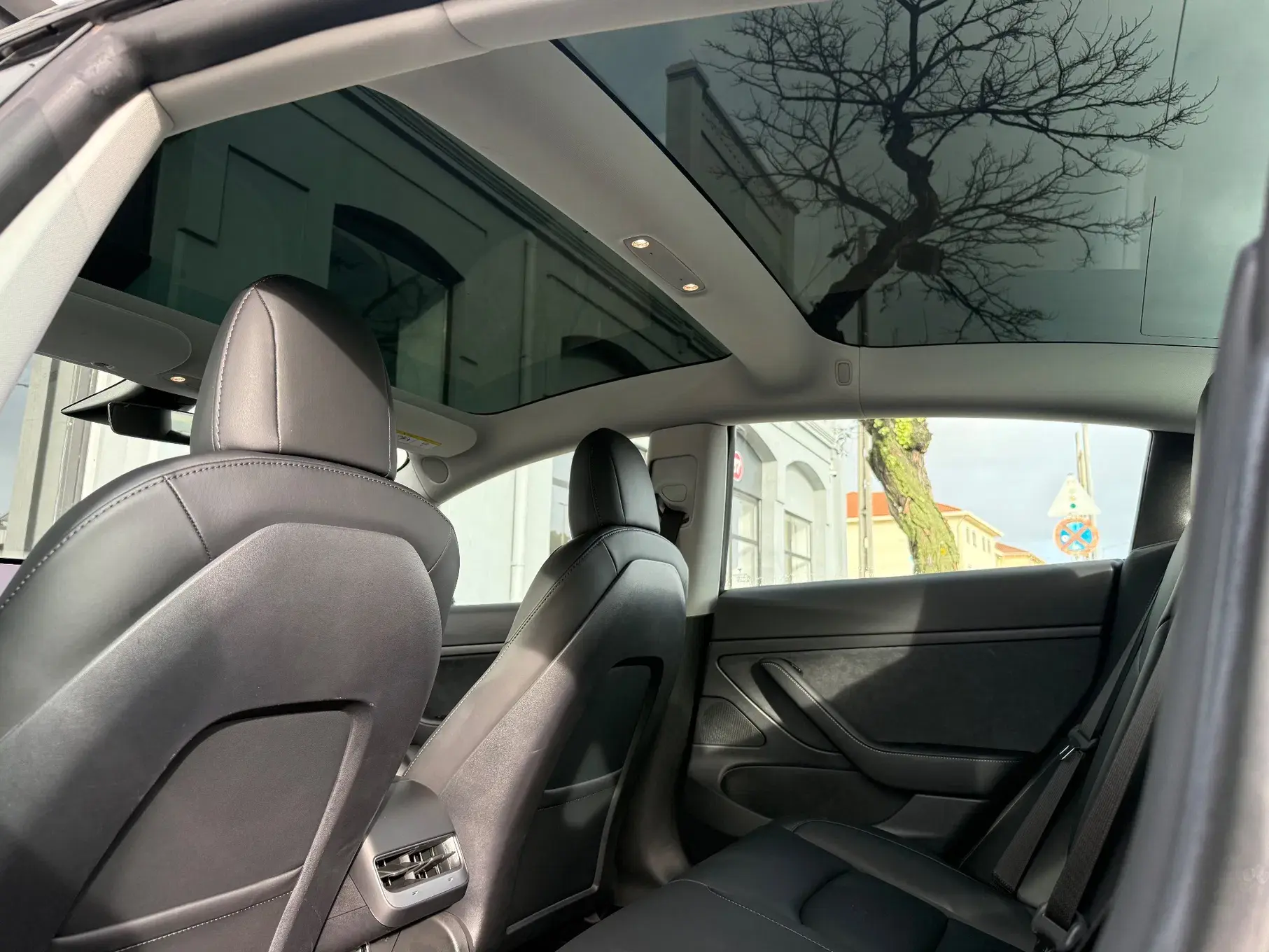 Tesla Model 3 Standard Range Plus RWD 24