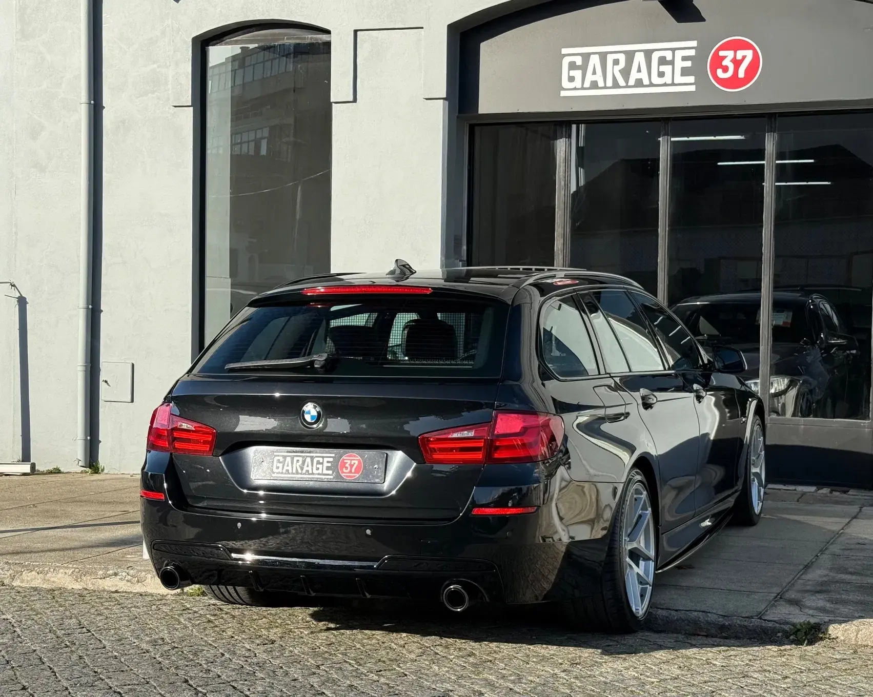 BMW 520 d Pack M Auto 8