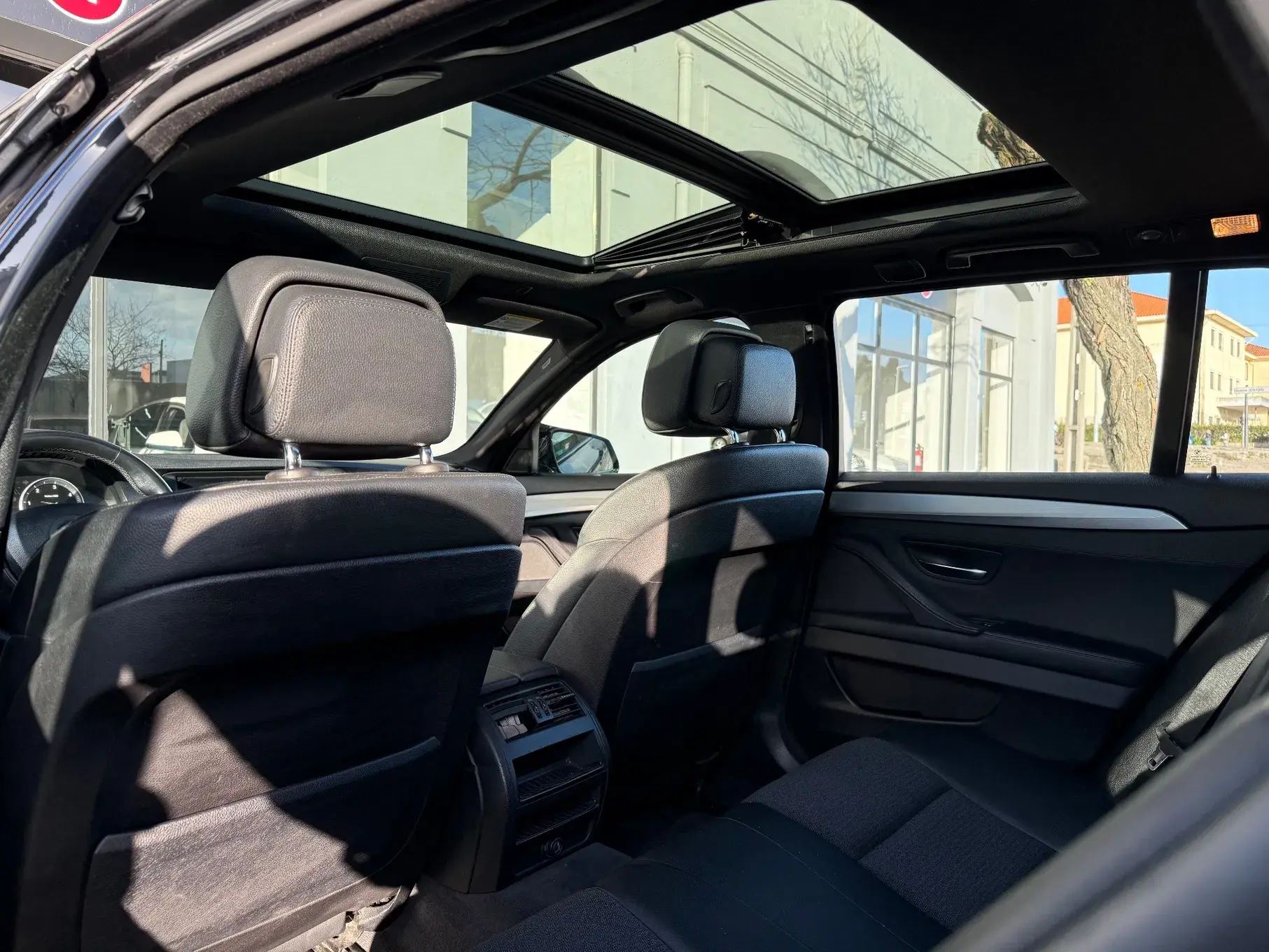 BMW 520 d Pack M Auto 15