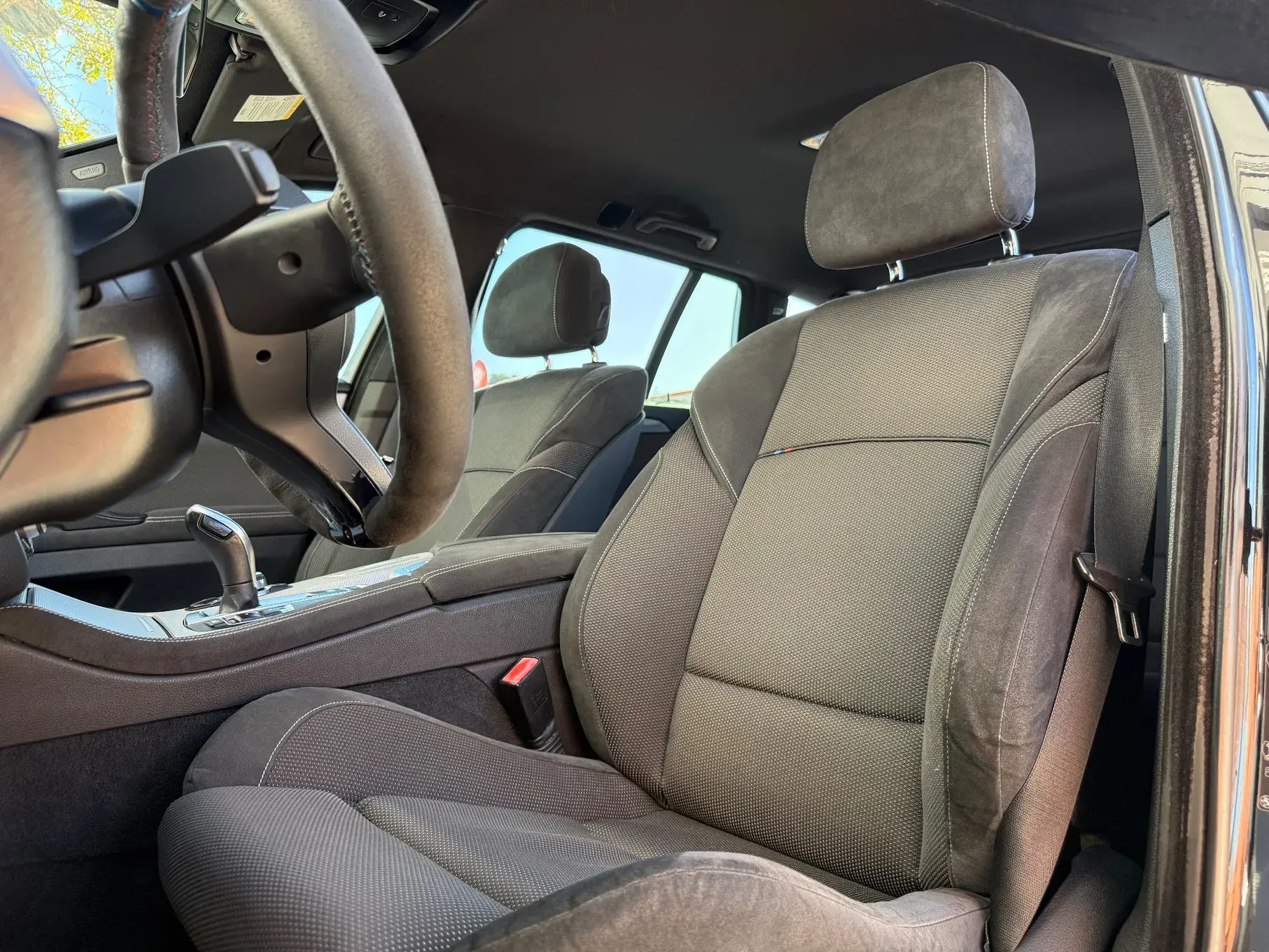 BMW 525 d Pack M Auto 11