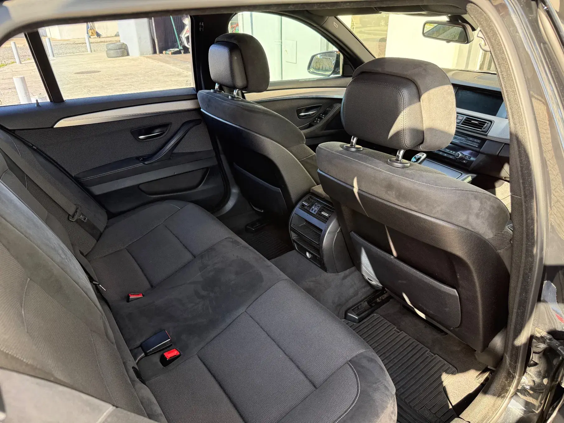 BMW 525 d Pack M Auto 13