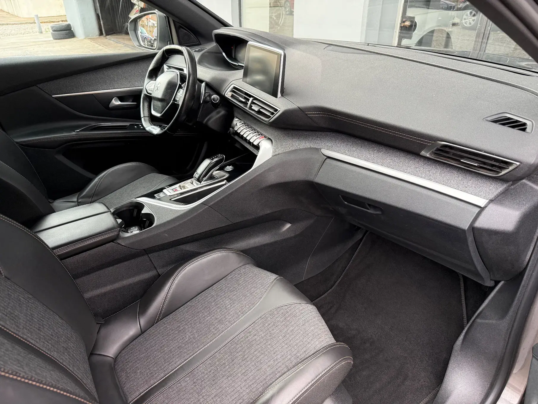 Peugeot 5008 1.5 BlueHDi GT Line EAT8 17