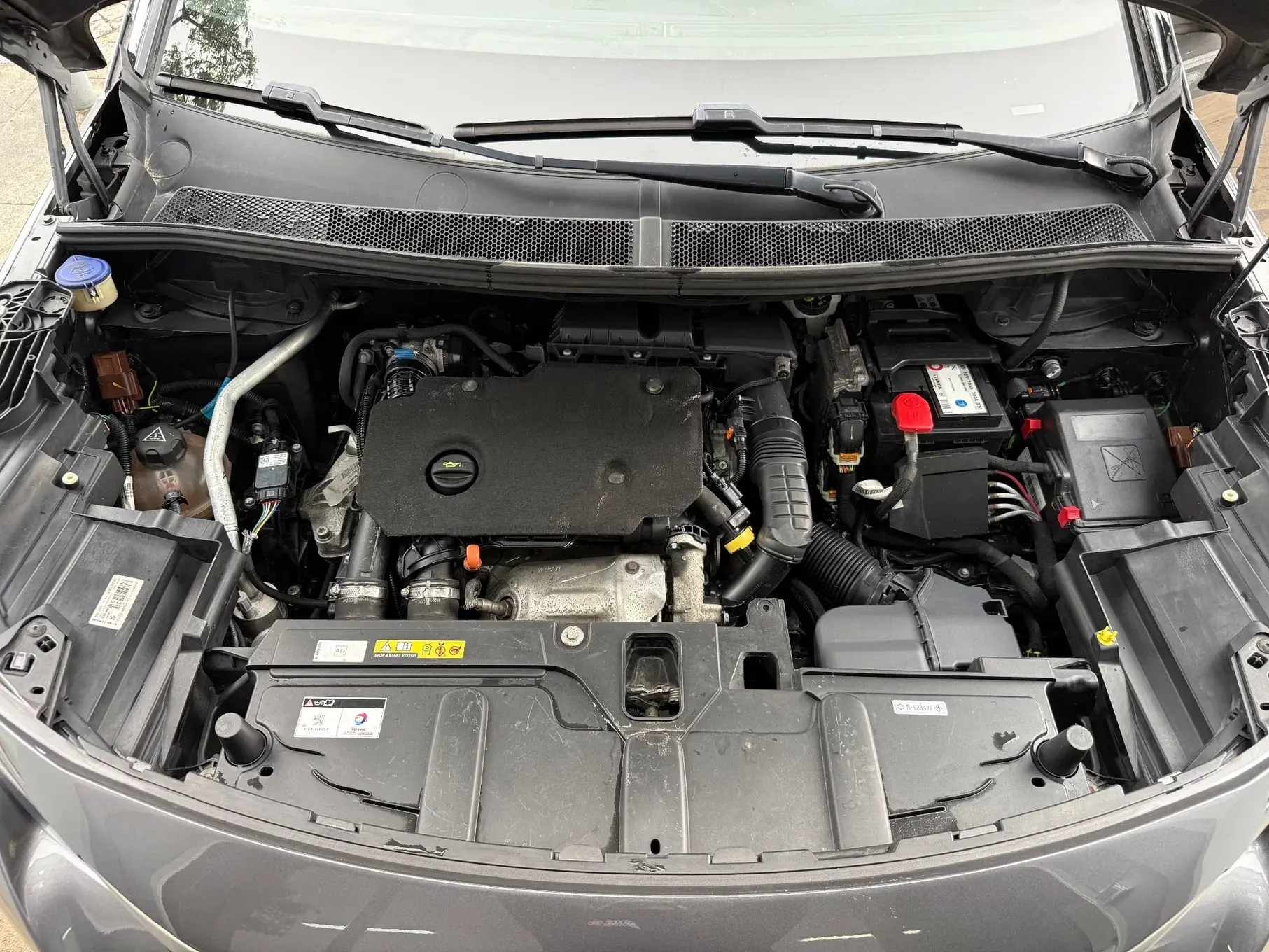 Peugeot 5008 1.5 BlueHDi GT Line EAT8 28