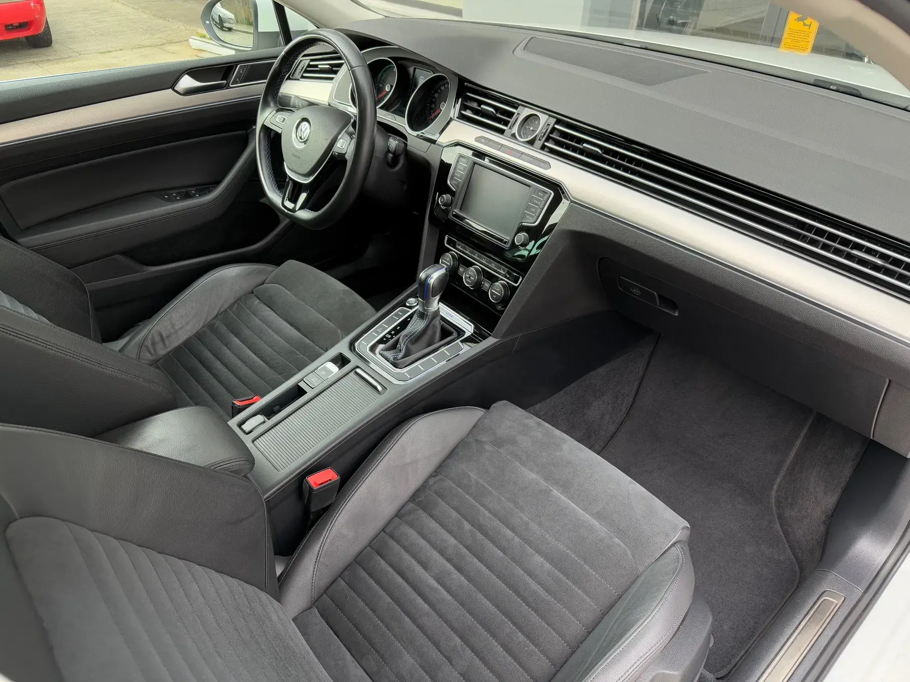 Volkswagen Passat Variant 1.4 TSI GTE Plug-in 17