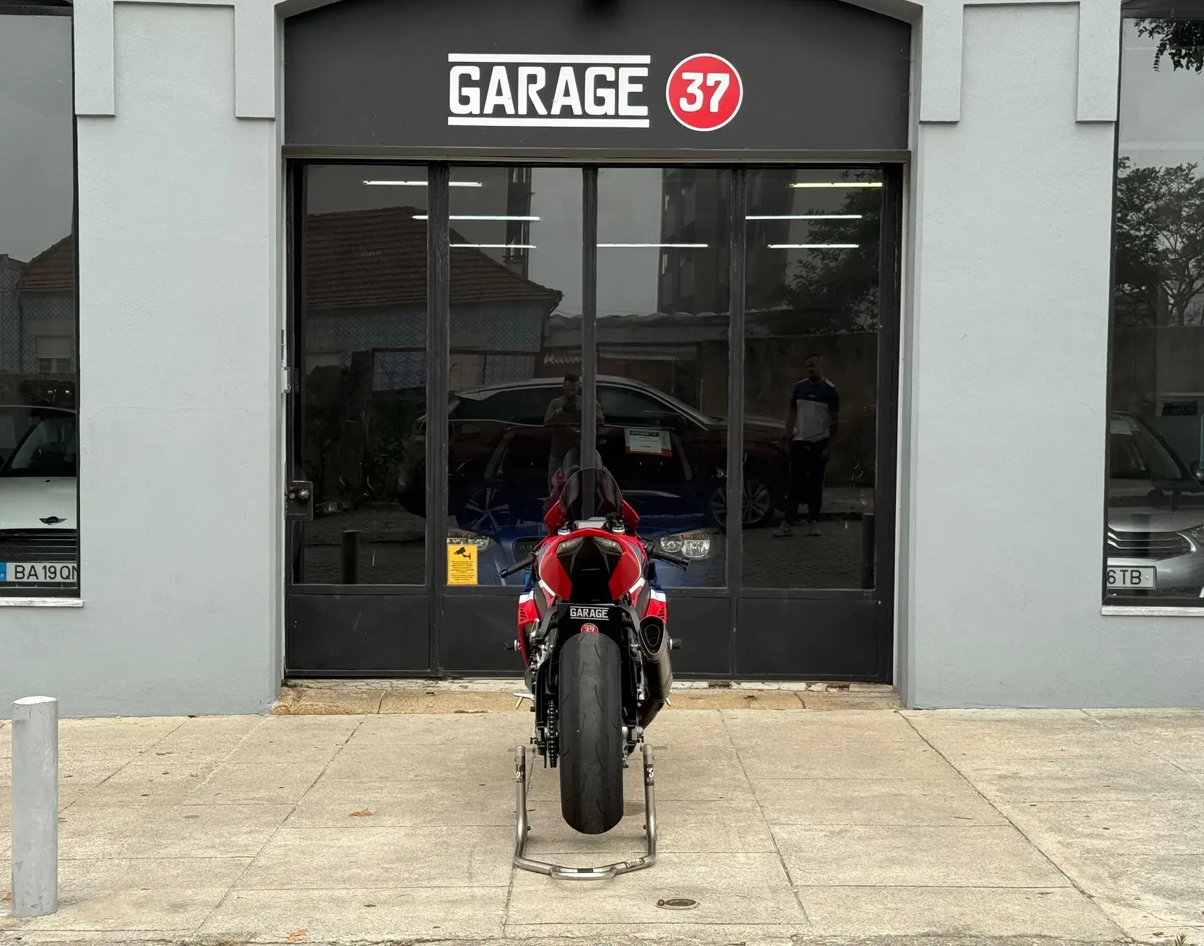 Honda CBR Outro 9