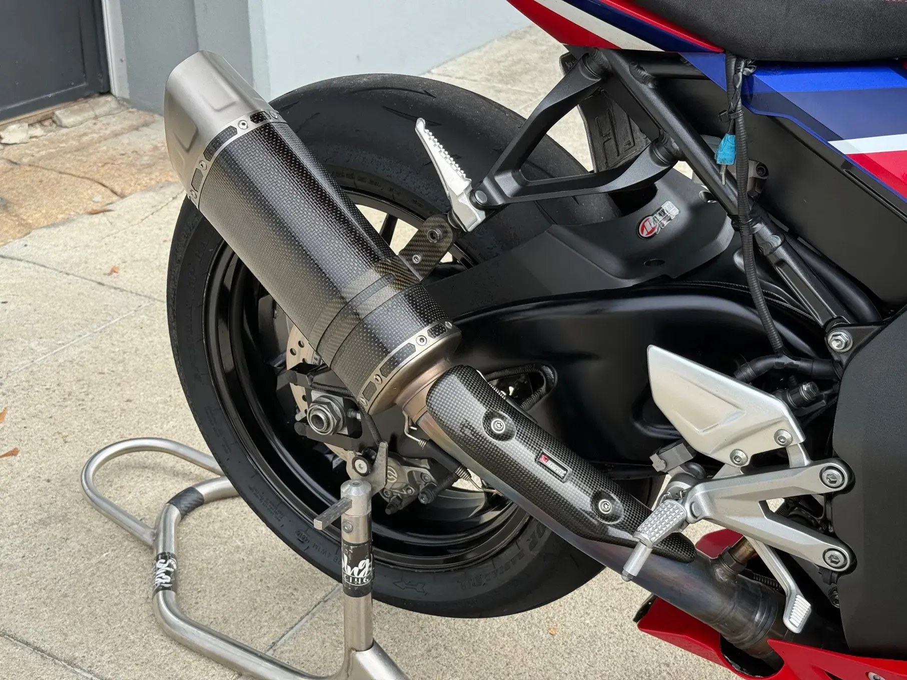 Honda CBR Outro 24