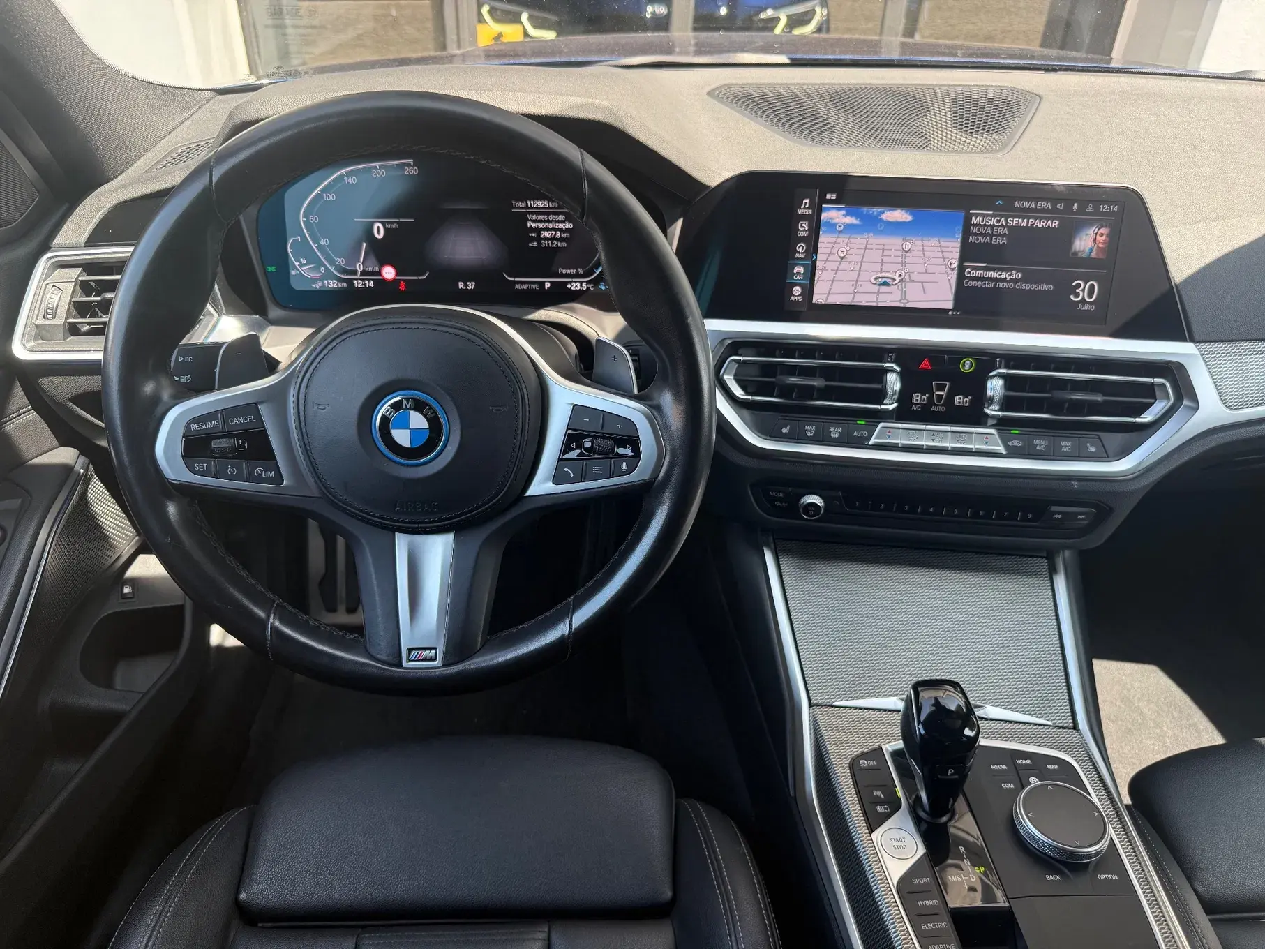 BMW 330 e Pack M Auto 9