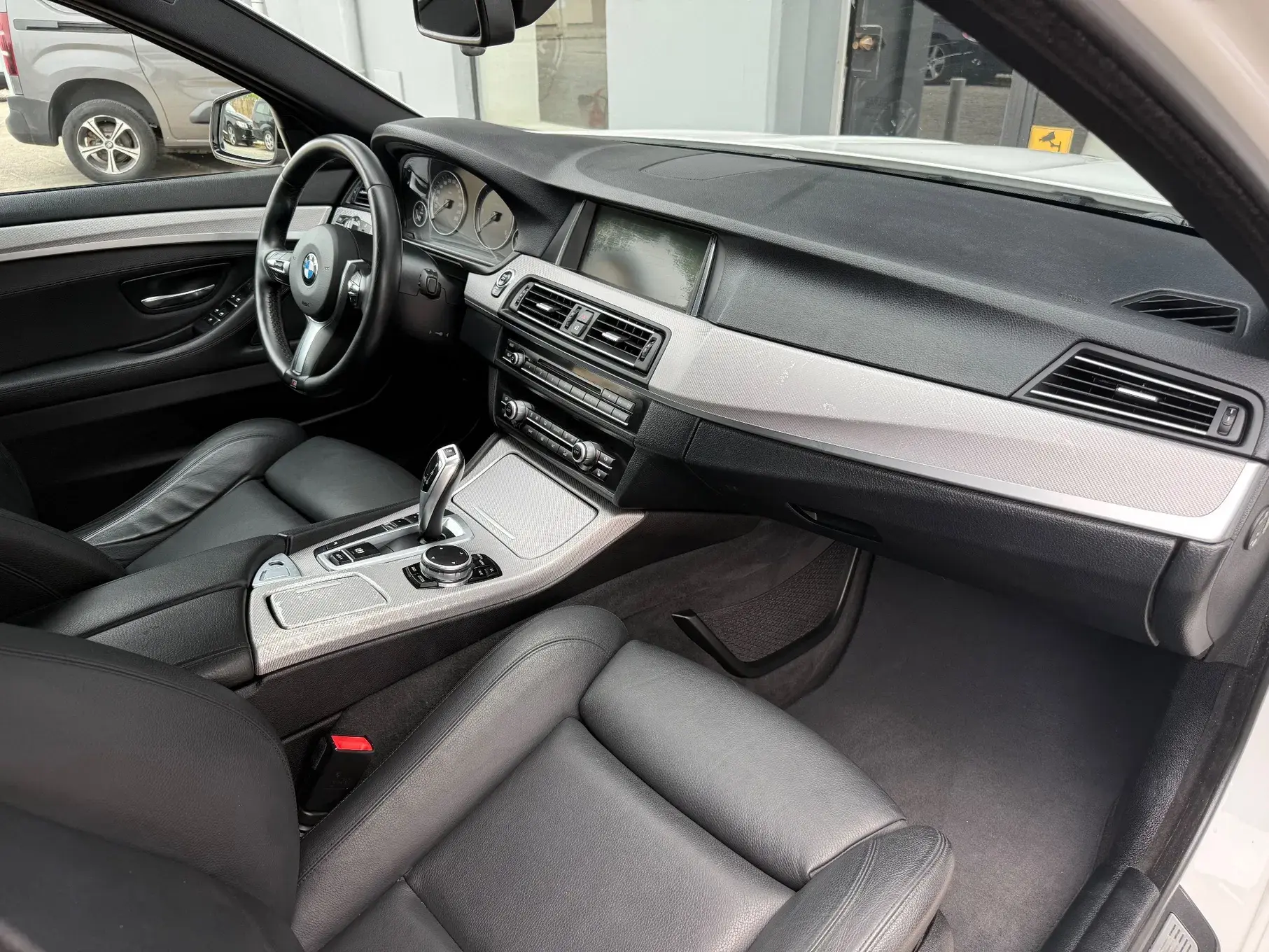 BMW 520 d Pack M Auto 9