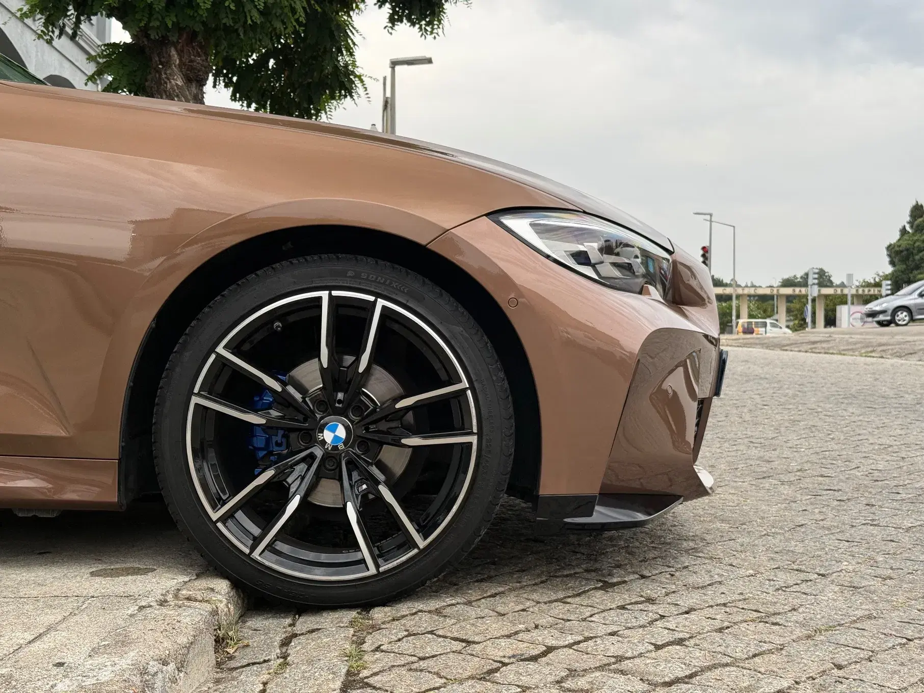 BMW 318 d Pack M Auto 3