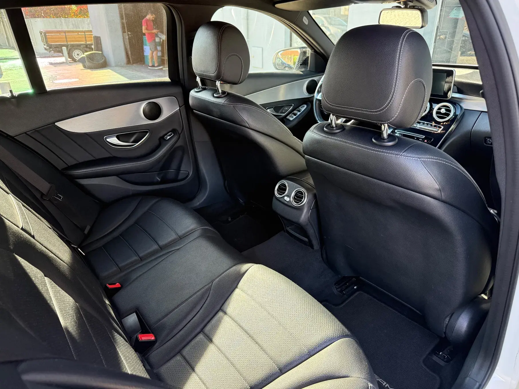 Mercedes-Benz C 220 (BlueTEC) d Station 7G-TRONIC AMG Line 8