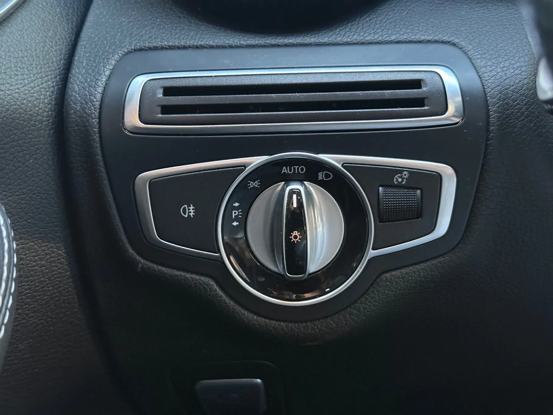 Mercedes-Benz C 220 (BlueTEC) d Station 7G-TRONIC AMG Line 17