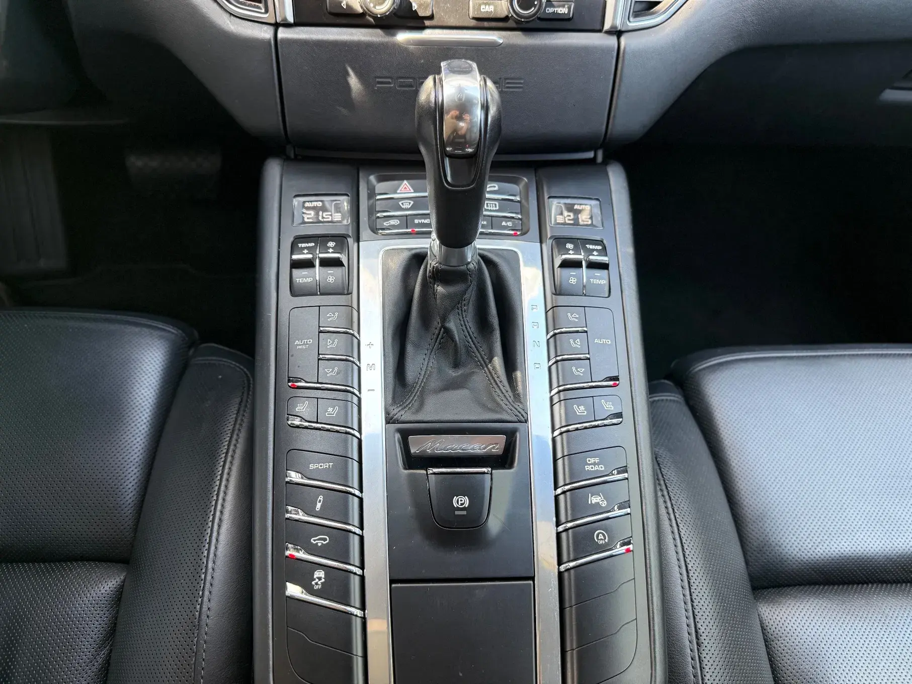 Porsche Macan S PDK 17