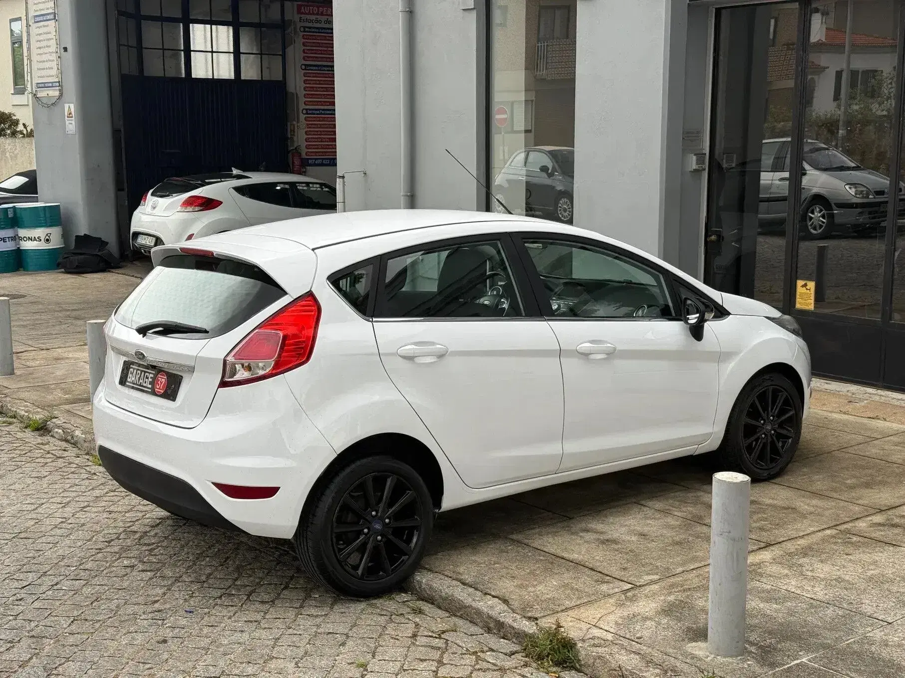 Ford Fiesta Outro 2