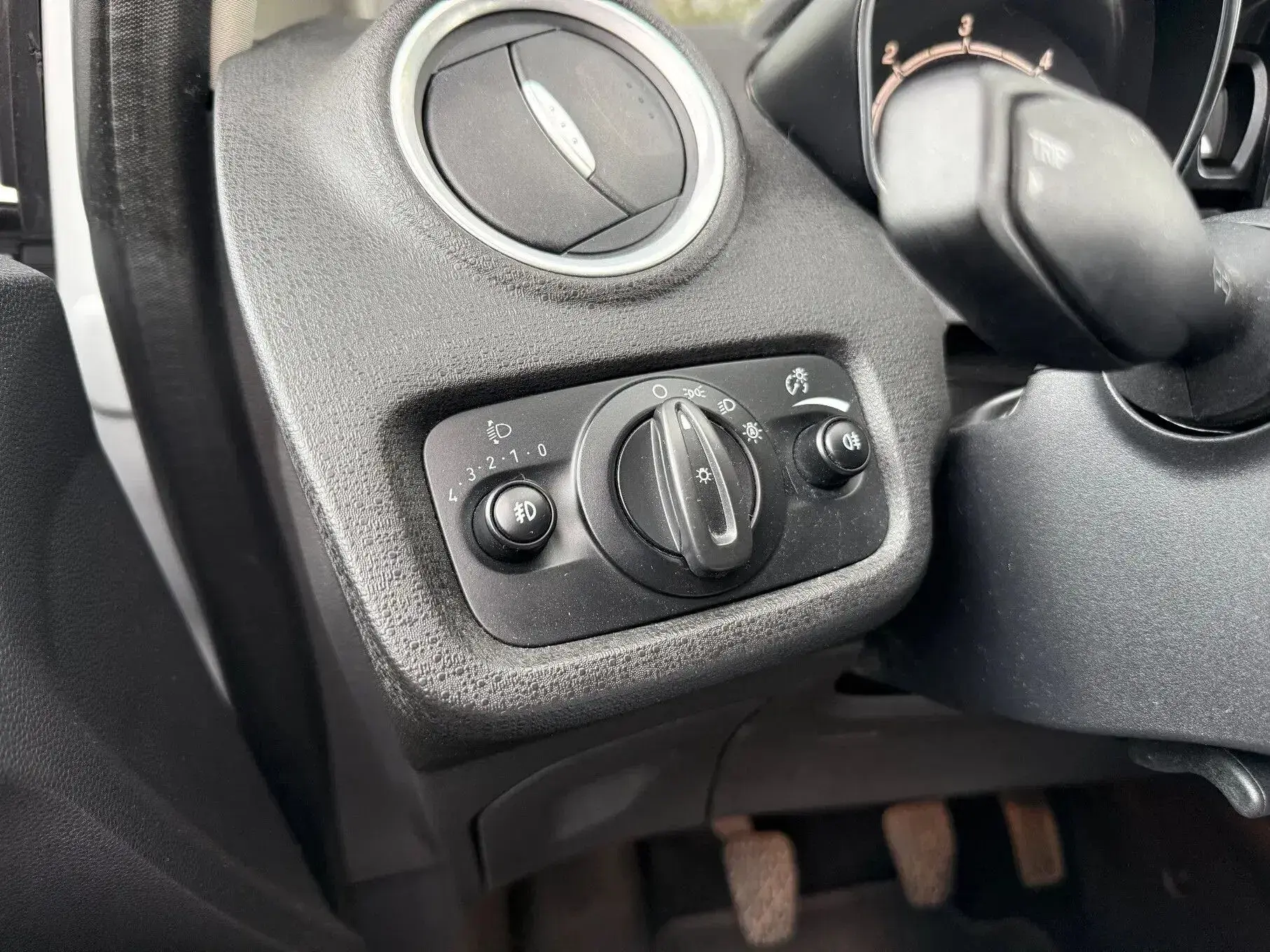 Ford Fiesta Outro 17
