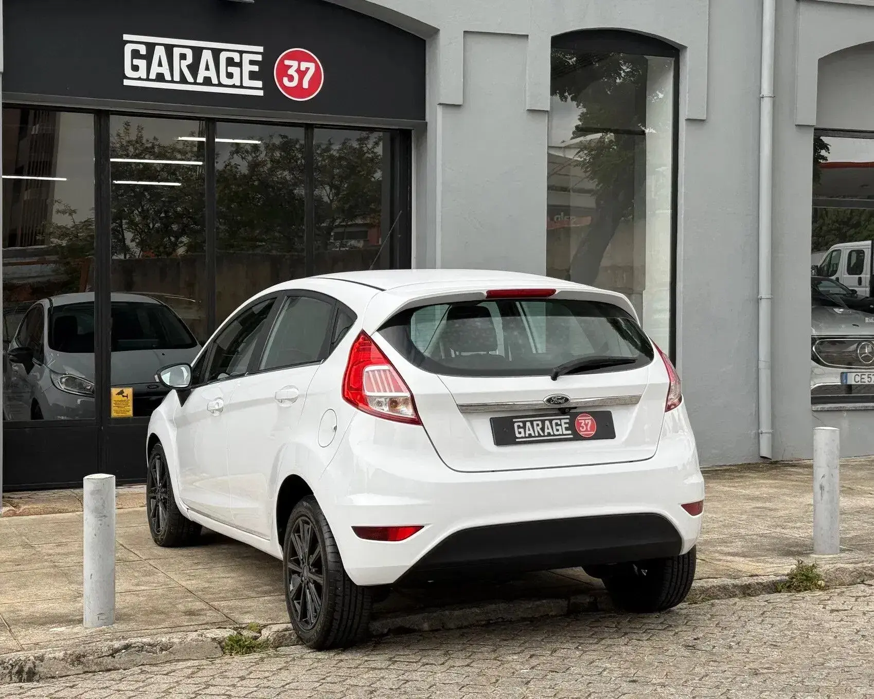 Ford Fiesta Outro 24