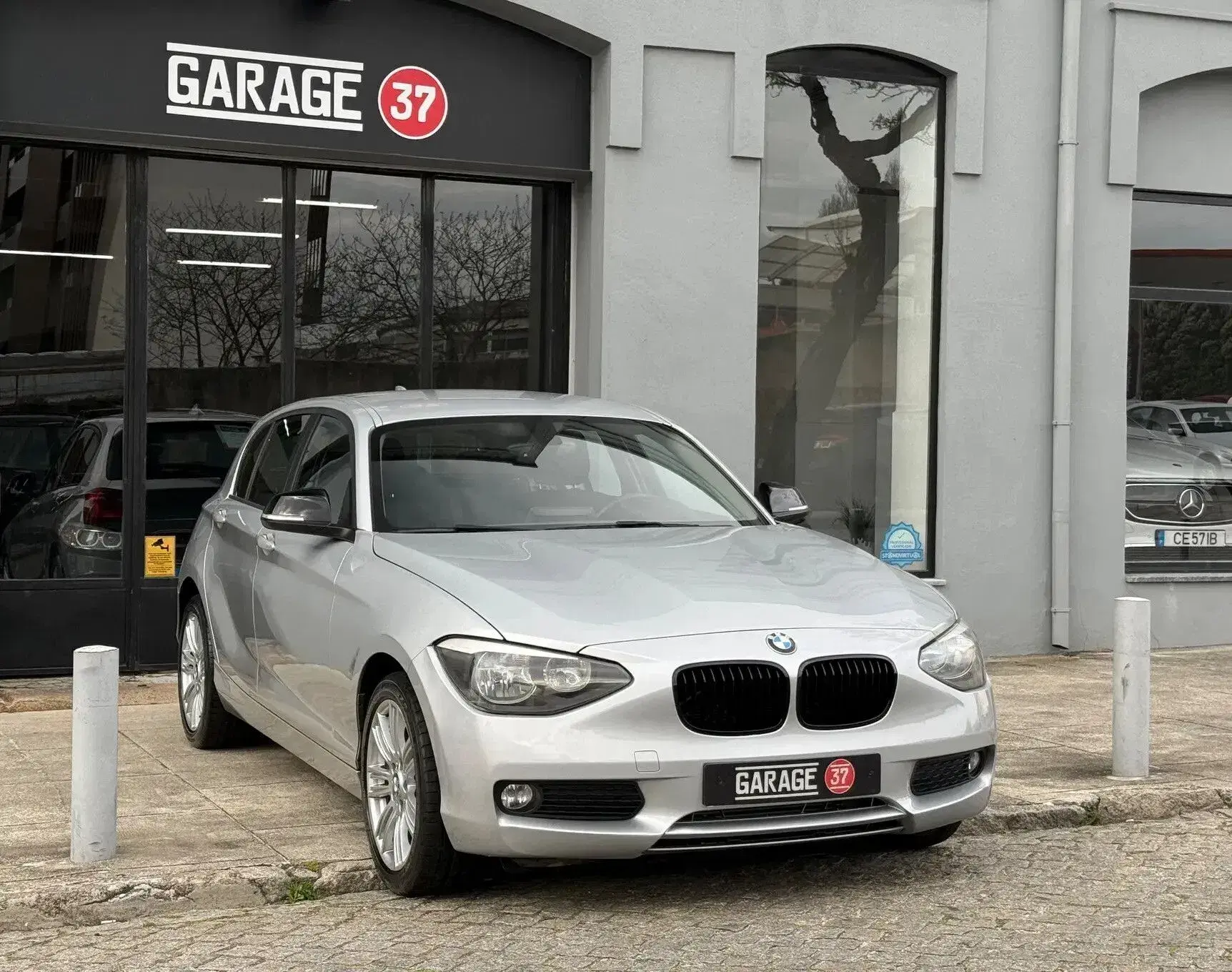 BMW 118 Outro 1