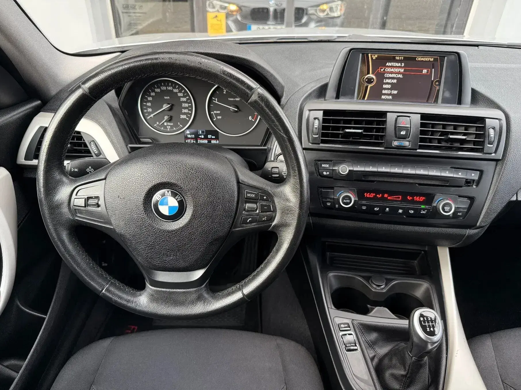 BMW 118 Outro 10