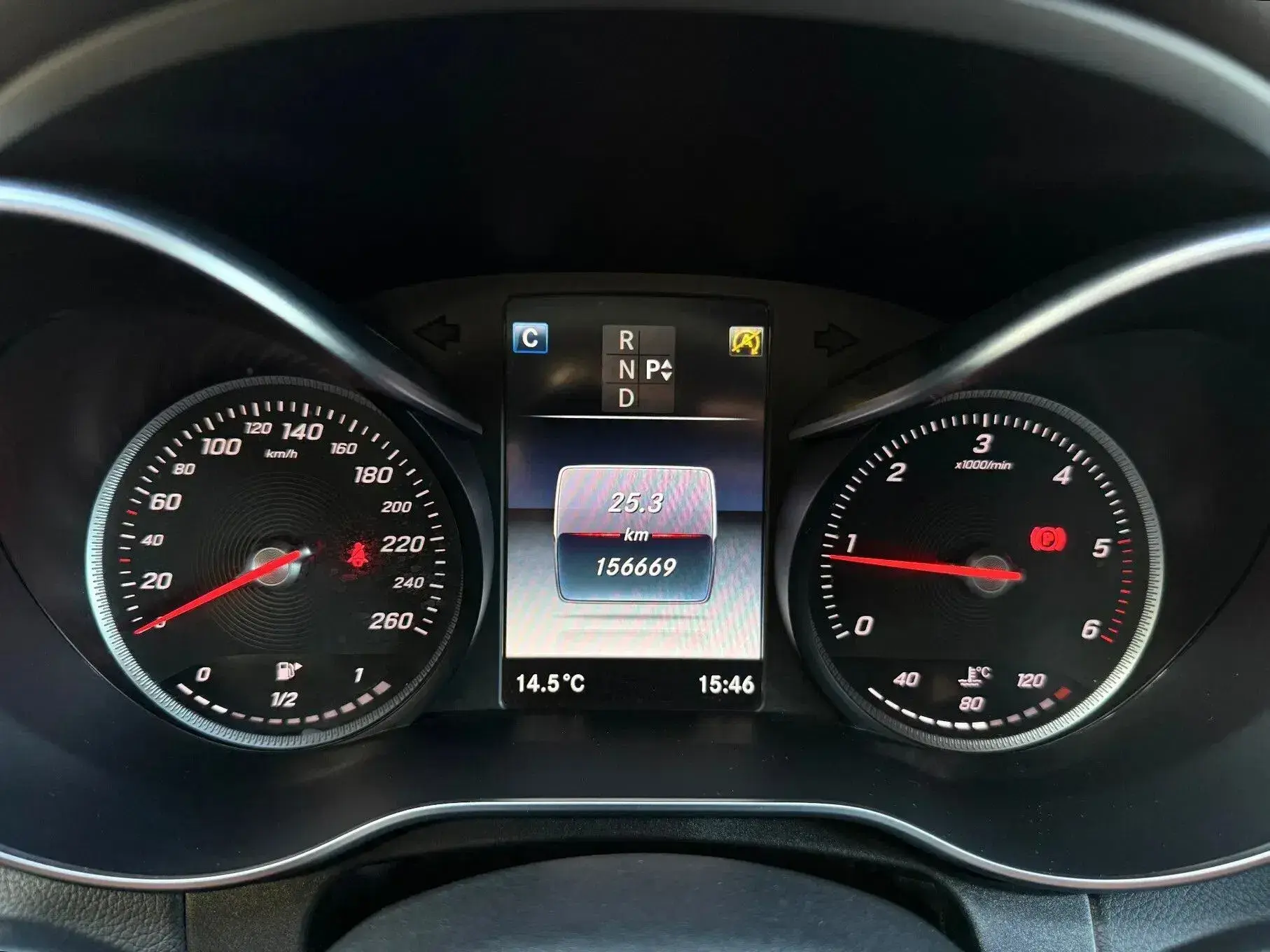 Mercedes-Benz C 180 d AMG Line Aut. 11